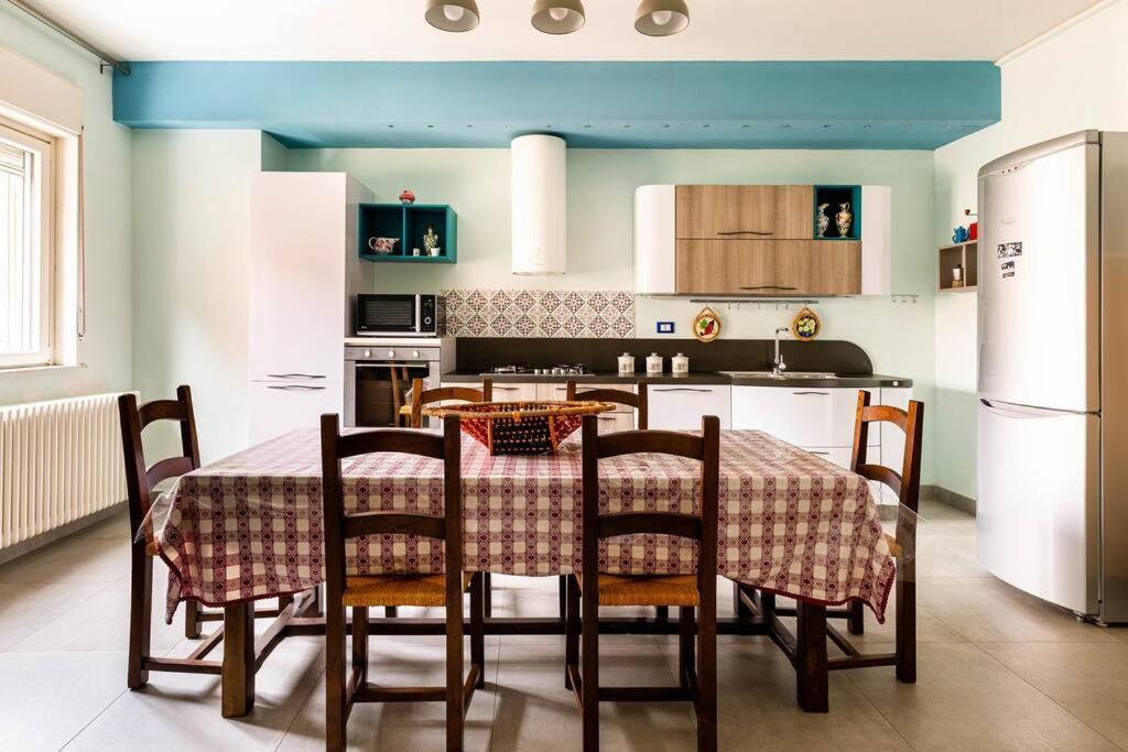 Palermo Old Style - Boutique Apartment With Terrace In Center City Екстер'єр фото